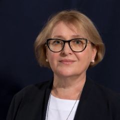 Луканова Лариса